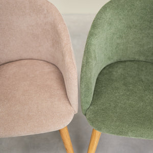 Massief eiken armstoel Ana met bekleding | VESKOR