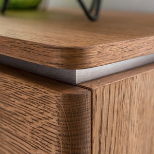 NordicStory Ladekast of TV-meubel in massief eikenhout met een rustiek Scandinavisch design 