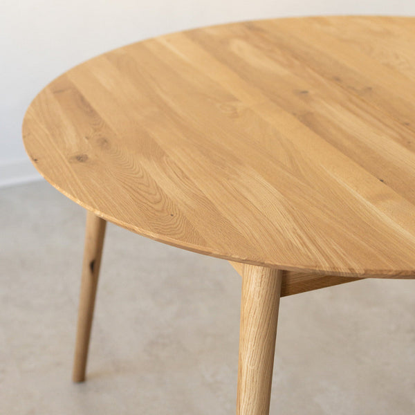 NordicStory Uitschuifbare ronde eettafel in massief eikenhout 