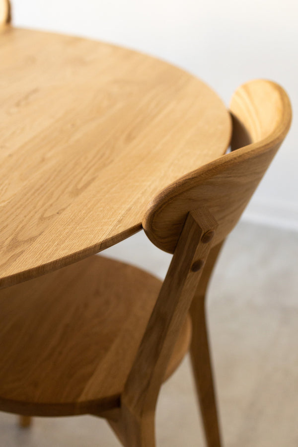 NordicStory Uitschuifbare eettafel in massief eiken Escandi 4 120-155 x 120 x 75 cm.