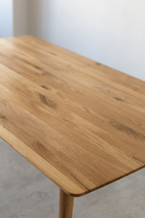  NordicStory Rechthoekige eettafel van massief eikenhout 